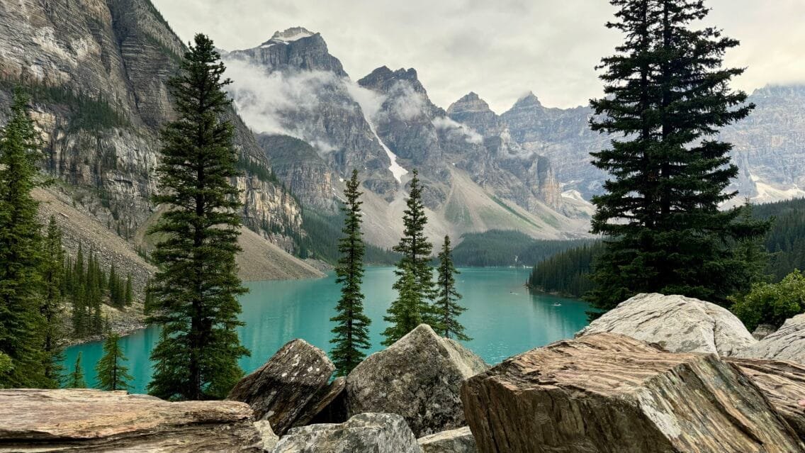 Mountain Memories in Canadian Rockies : A Family Sojourn in Banff!